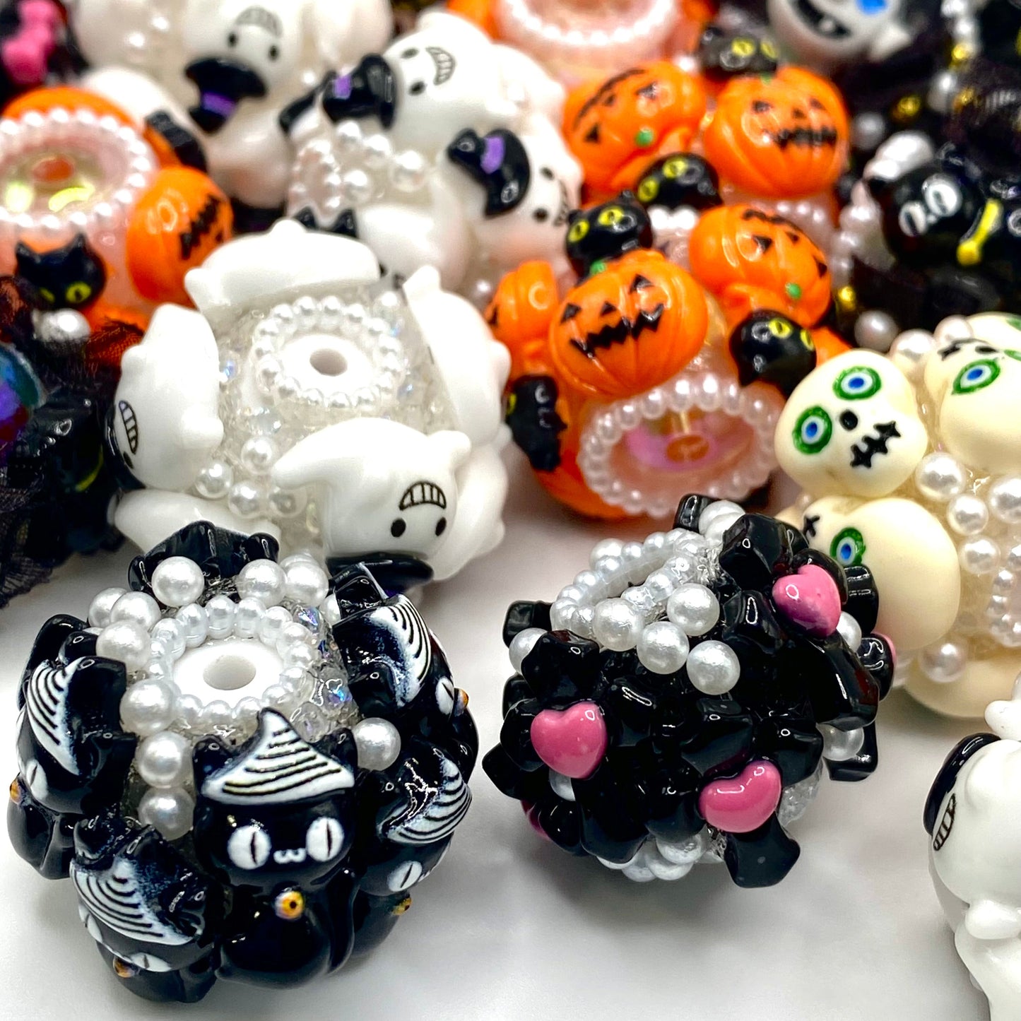 Happy Hunting Fancy Halloween Theme Beads