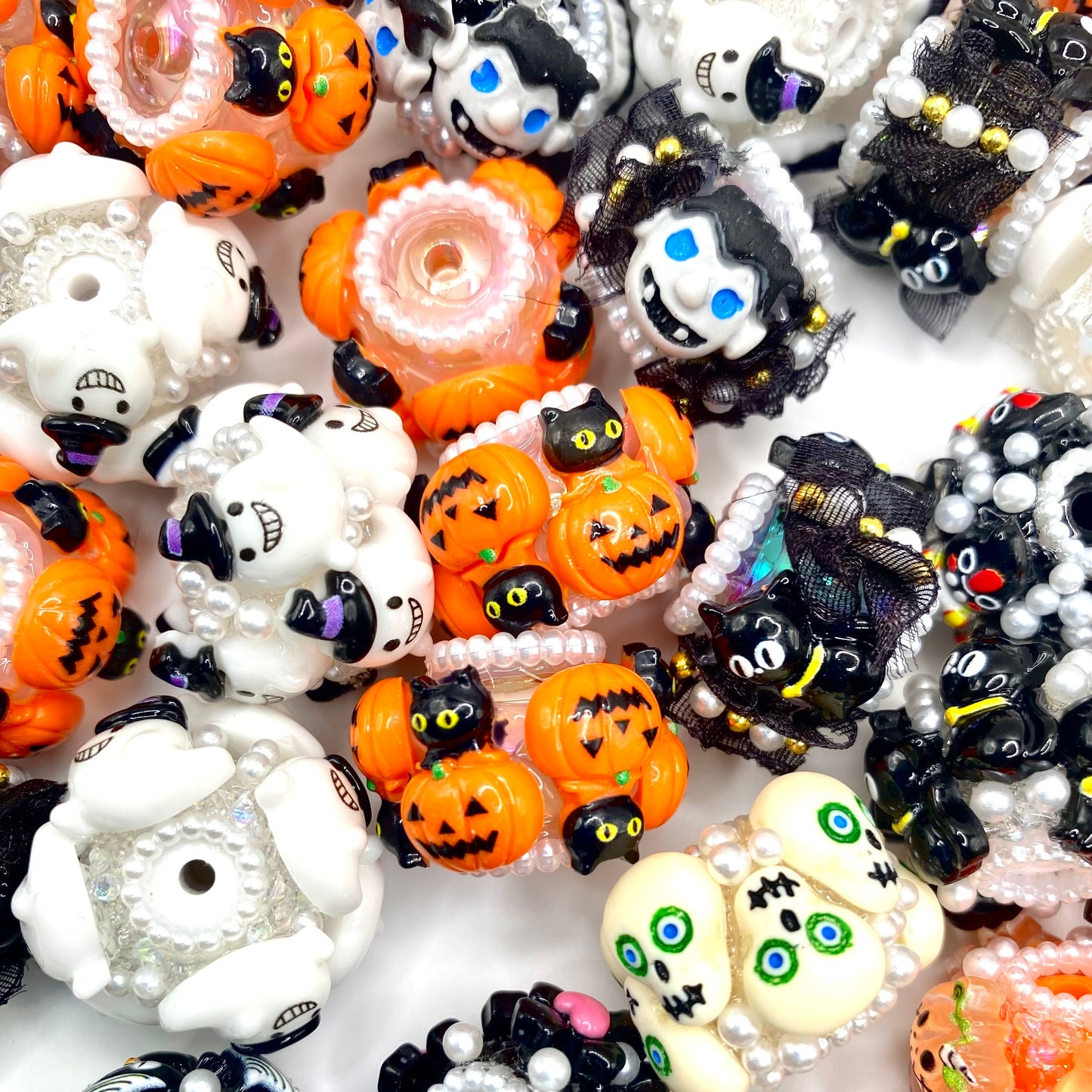 Happy Hunting Fancy Halloween Theme Beads